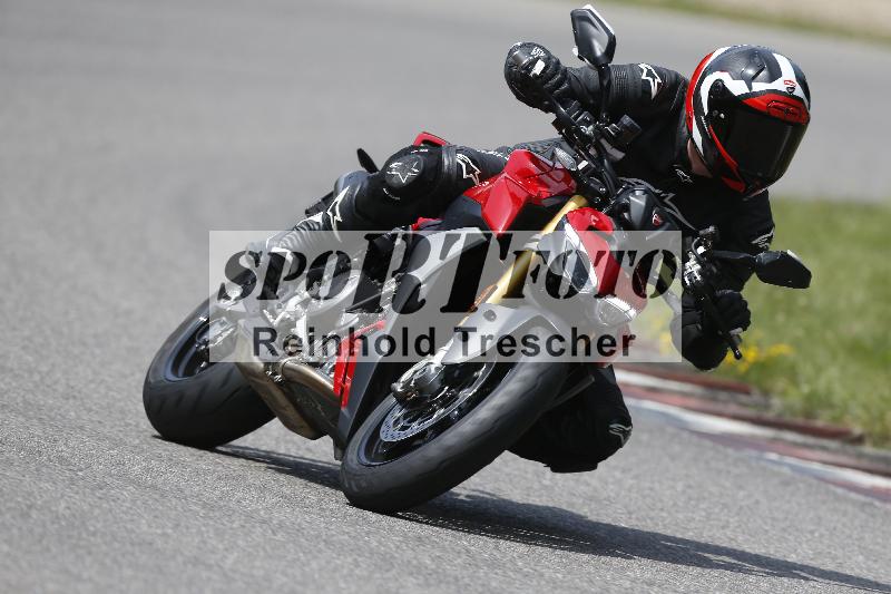 /27 12.06.2025 Ducati Schweiz Trackday Warmup  ADR/gruen-vert/ohne